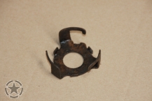 HORN RETAINER PLATE