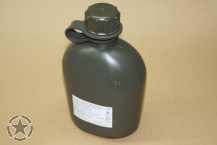 Military Canteen, 1 quart, olive drab, plastic canteen  NOS